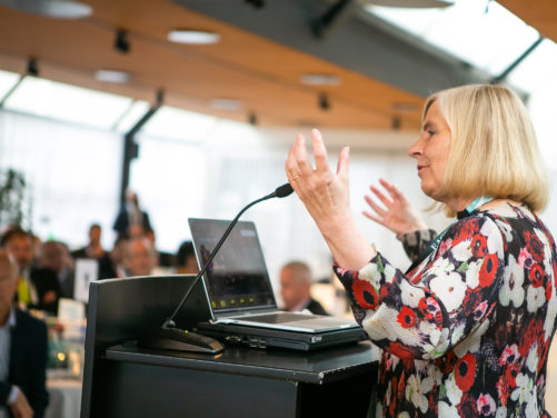 Manage Event Speaker in Luncheon